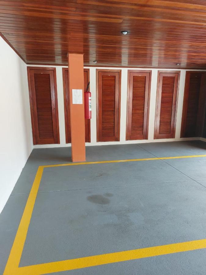 Climatizado , Grande, Sp Apartamento *