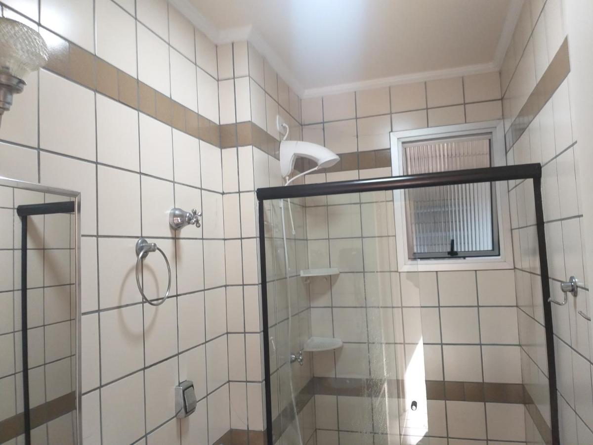 Climatizado , Grande, Sp Apartamento *